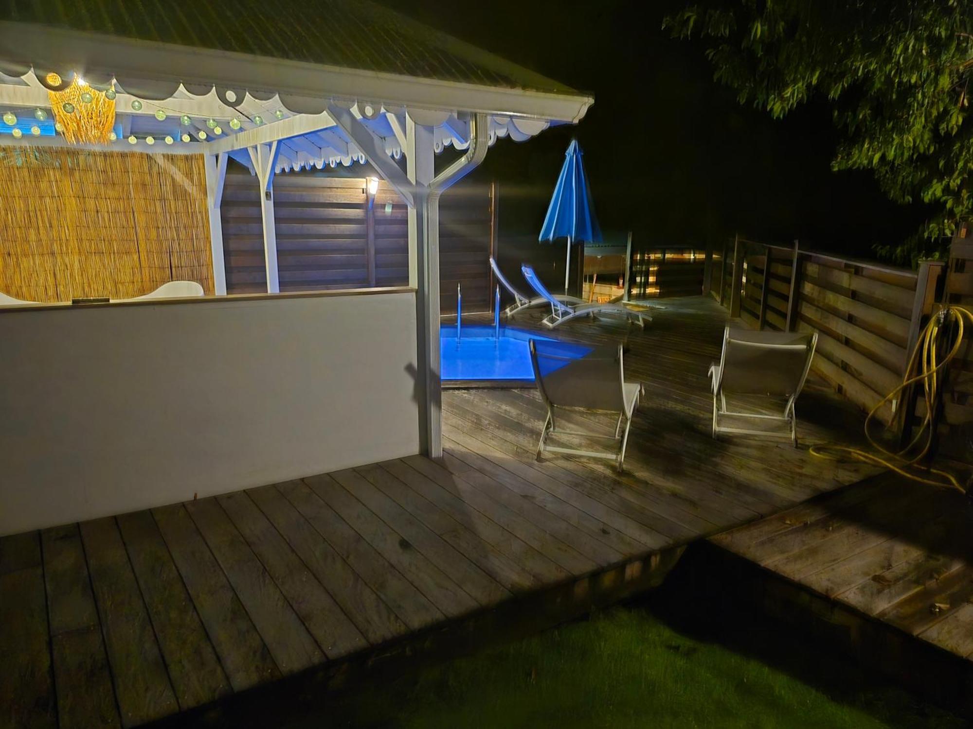Villa Cannelle, Piscine, Vue Mer 데샤이에스 외부 사진